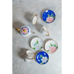 Hand-painted cup and saucer set (set of 4)