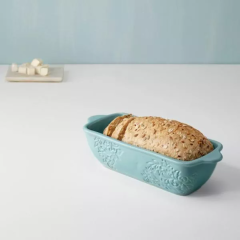 Make a variety of bread using an upper-crust ceramic loaf pan!