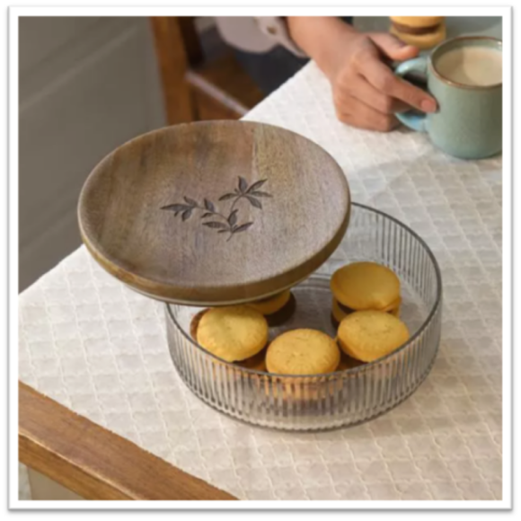 A Touch of Elegance: Glass Roti Box with Wooden Lid