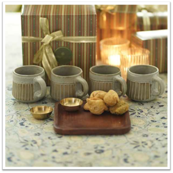 Enjoy the art of gifting with the newest collection of Tea and Snacks Gift Box Sets