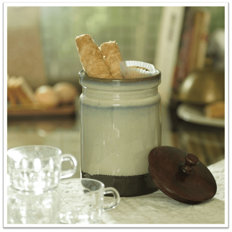 Get the perfect biscuit jars for your kitchen